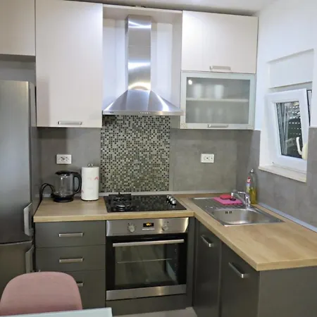 Apartmani Lucia Makarska Exterior photo